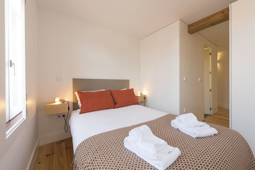 Lovelystay - Top Floor Balcony Apartment Porto Exterior foto