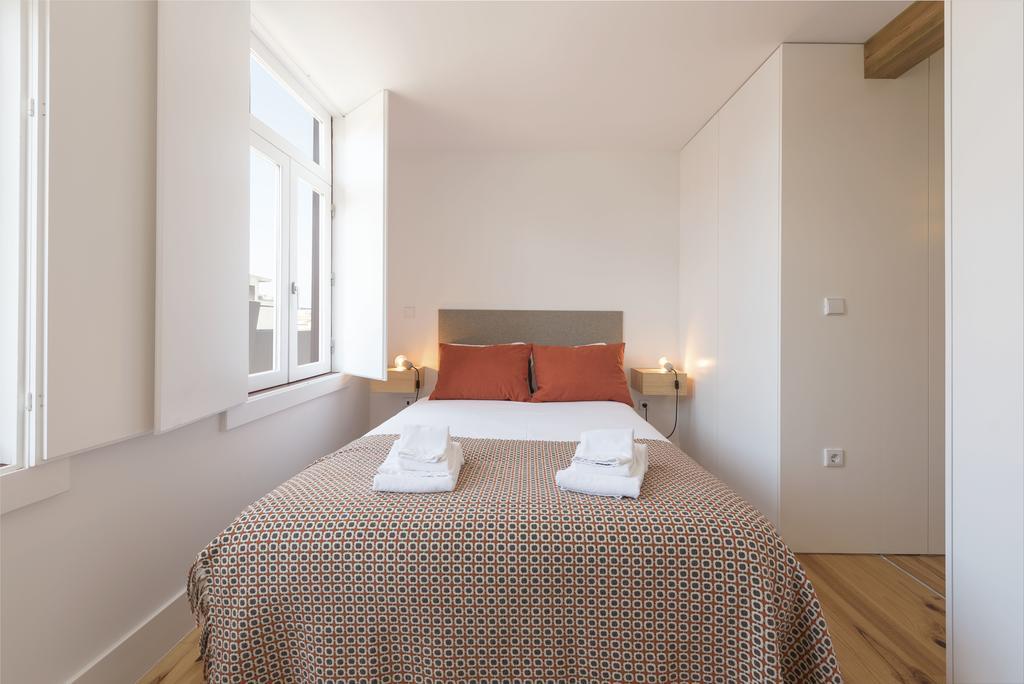 Lovelystay - Top Floor Balcony Apartment Porto Exterior foto