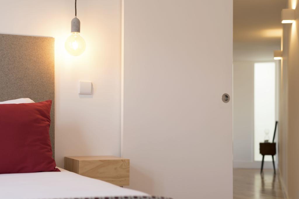 Lovelystay - Top Floor Balcony Apartment Porto Exterior foto