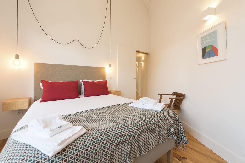 Lovelystay - Top Floor Balcony Apartment Porto Exterior foto
