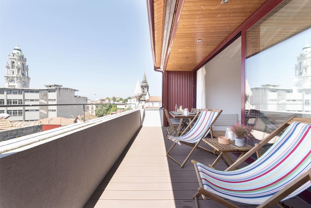 Lovelystay - Top Floor Balcony Apartment Porto Exterior foto