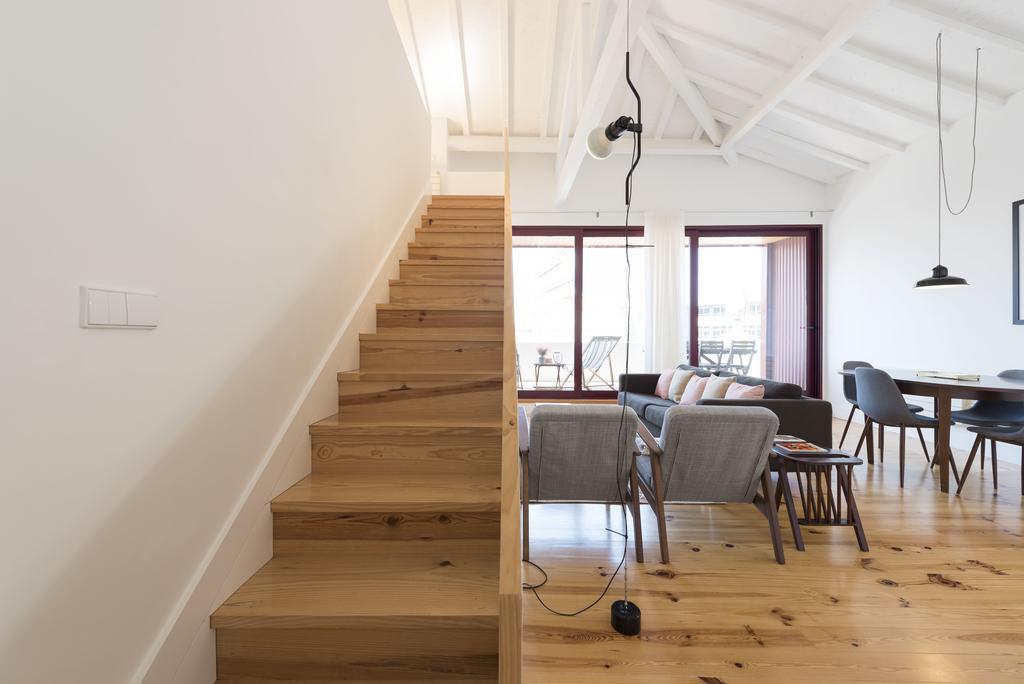 Lovelystay - Top Floor Balcony Apartment Porto Exterior foto
